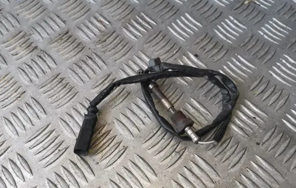 Audi A4 S4 B8 8K Exhaust gas temperature sensor 03L906088BT