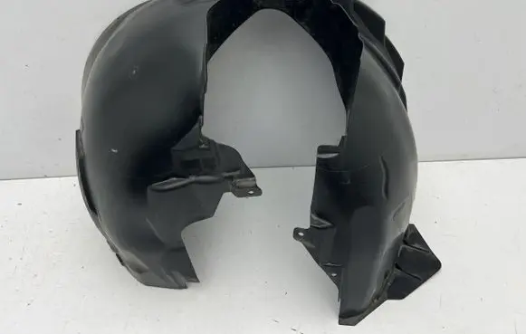 Volvo XC60 Front wheel arch liner splash guards 32372423