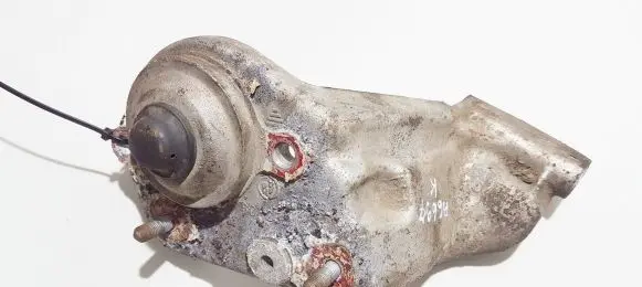Alfa Romeo 147 Engine mounting bracket