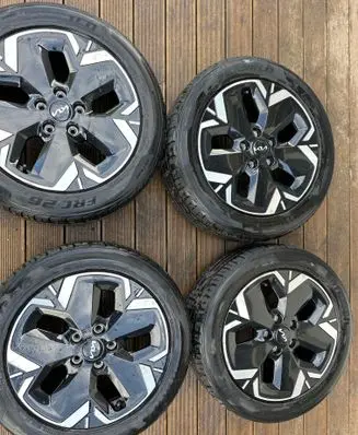 KIA Niro R17 alloy rim 52910AO000 70JX17H2 DFFSET52S