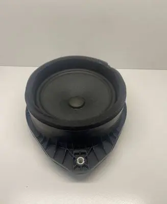 Chevrolet Malibu Front door speaker 23359214
