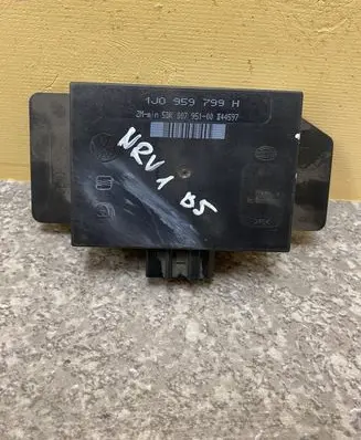 Volkswagen PASSAT B5 Comfort/convenience module 1J0959799H T44597 5DK00795100