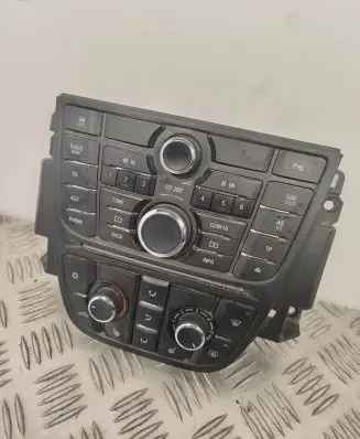 Opel Meriva B Head unit multimedia control 13362778 13360100