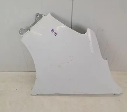Renault Master III Fender B2152