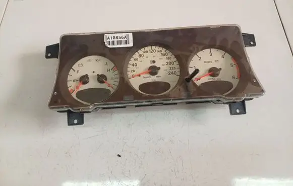 Chrysler PT Cruiser Speedometer (instrument cluster)