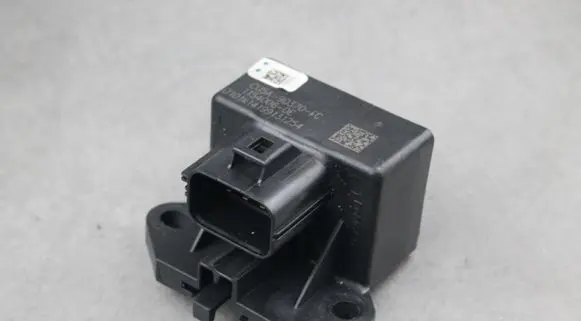Ford Escape Other devices CU5A9D370FC