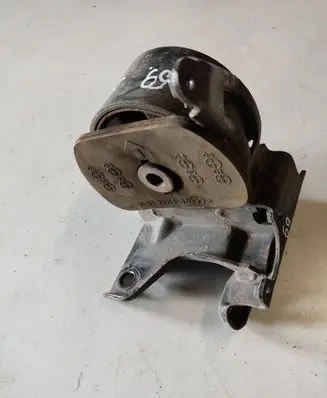 Hyundai Santa Fe Engine mount bracket 2183226180 21814370002 84040522