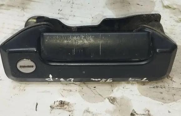 Volkswagen Transporter - Caravelle T4 Sliding door exterior handle 701843730B