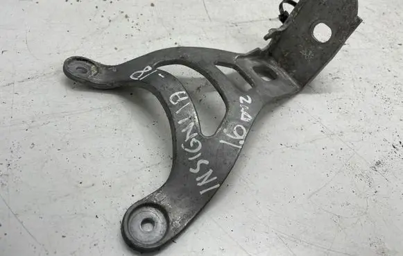 Opel Insignia B ABS pump bracket 6002A90013