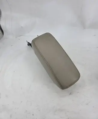 Toyota Avensis T250 Armrest 