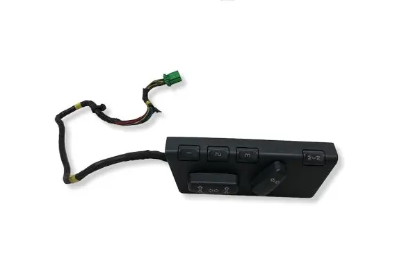 Volvo V70 Seat control switch 8682700 02W084