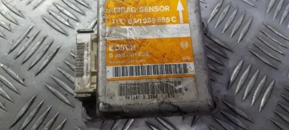 Audi A4 S4 B5 8D Airbag control unit/module 8a0959655c 0285001038