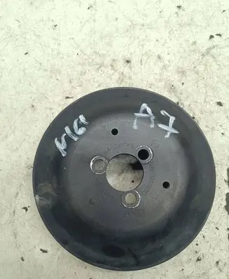 Audi A7 S7 4G Water pump pulley 06E121031D