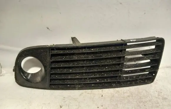 Audi A6 S6 C5 4B Front bumper lower grill 4B0807681J