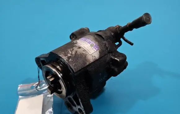 Toyota Avensis T250 Vacuum pump 29300-27020 IMPRK1543884