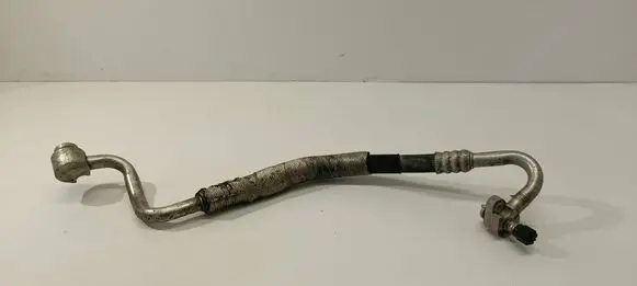 Air conditioning (A/C) pipe/hose