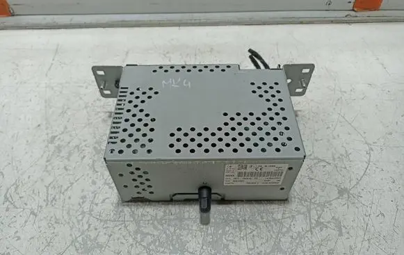 Ford Focus Radio/CD/DVD/GPS head unit JX7118K810ZU