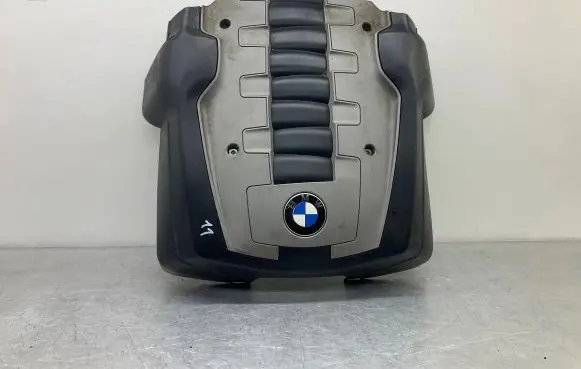 BMW 5 E60 E61 Engine cover (trim)