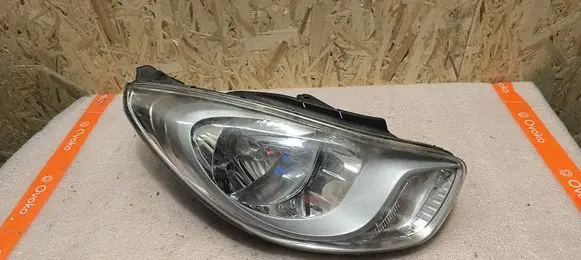 Hyundai i10 Headlight/headlamp 