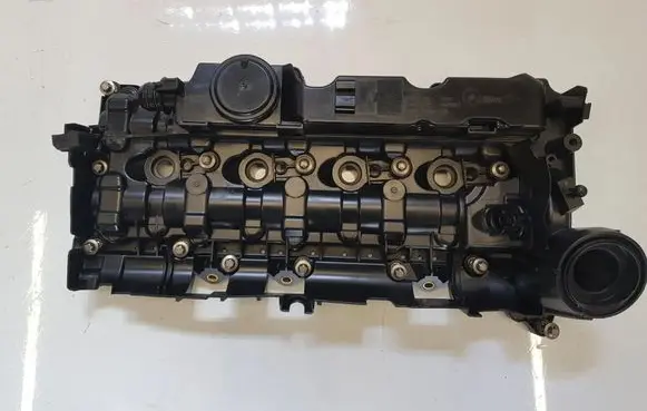 BMW X2 F39 Rocker cam cover 8579961