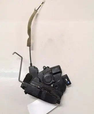 Mazda 5 Front door lock