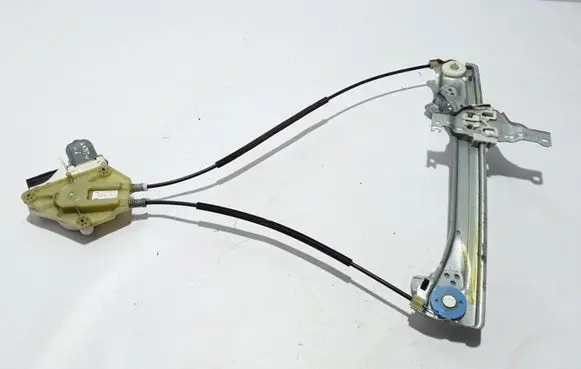 Renault Latitude (L70) Rear window lifting mechanism without motor 827210009R