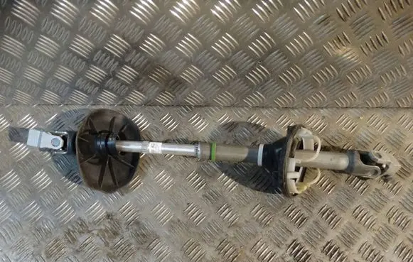 Porsche Panamera (971) Steering wheel axle