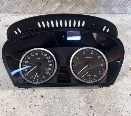 BMW 5 E60 E61 Speedometer (instrument cluster) 62116944118