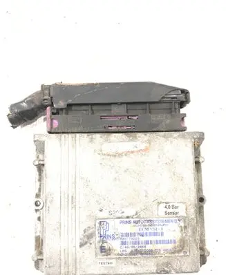 Peugeot 407 Engine control unit/module 67R010098 080770003