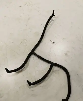 Volkswagen Polo V 6R Fuel return line/hose 03p130235