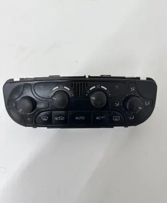 Mercedes-Benz C W203 Climate control unit 9140010497 A2098300085