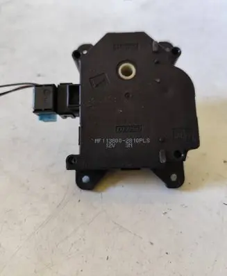 Toyota Avensis T270 Air flap motor/actuator 1138002810