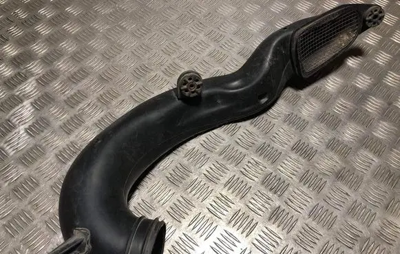 BMW 5 E39 Air intake duct part 2247911