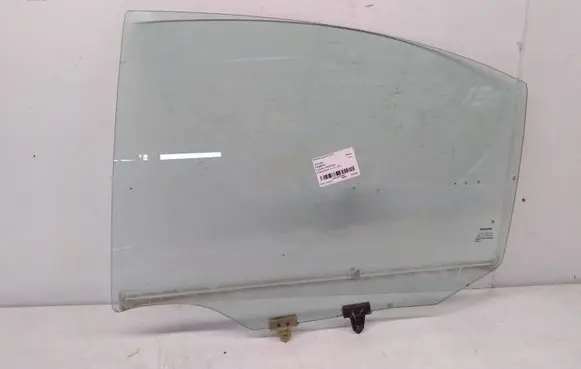 Nissan Primera Rear door window glass