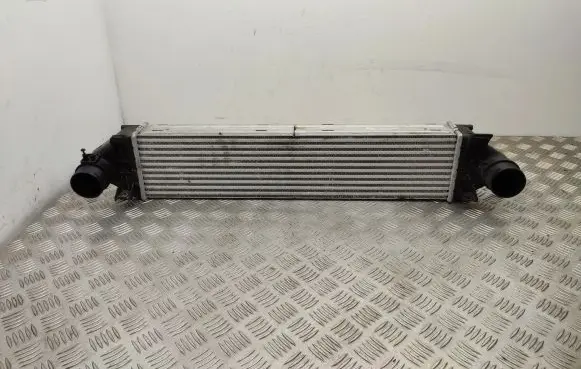 Volvo XC70 Intercooler radiator 96471 0261230294 31303974