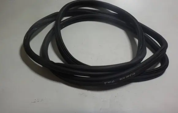 BMW 7 F01 F02 F03 F04 Trunk rubber seal (body) 7184108
