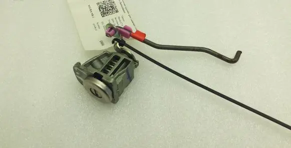 Nissan Micra K14 Front door lock (next to the handle) 