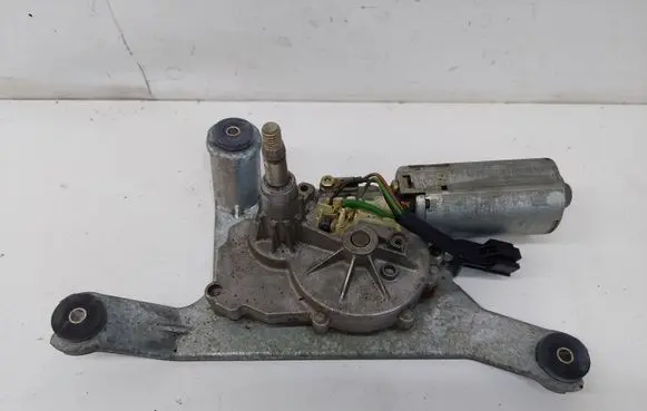 Mitsubishi Carisma Rear window wiper motor 0390201528