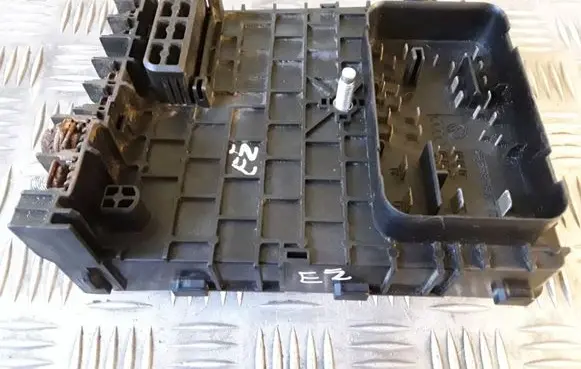 Volkswagen PASSAT B6 Comfort/convenience module 3C0937125 63592777