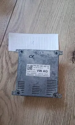 Volkswagen Golf VII Headlight ballast module Xenon 7P5941591AD 1036050008