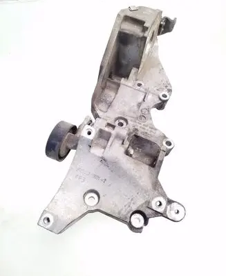 Volkswagen PASSAT B6 Generator/alternator bracket 03L903143D 038903315AH