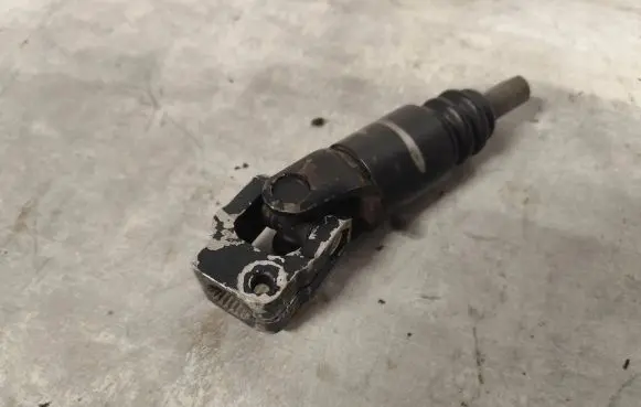 Volvo S70 V70 V70 XC Steering column universal joint