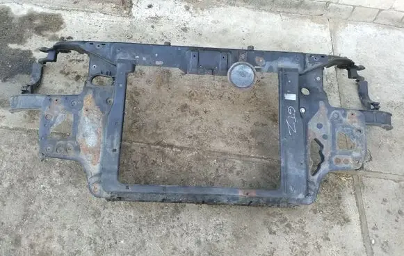 Hyundai Getz Radiator support slam panel