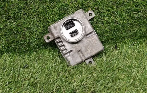 Audi A4 S4 B8 8K Headlight ballast module Xenon 8K0941597C
