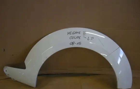 Renault Megane III Rear arch trim