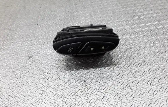 Toyota Corolla E120 E130 Steering wheel buttons/switches 8623013010