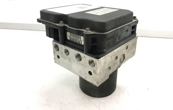 BMW 5 E60 E61 ABS Pump 6769707 6758743