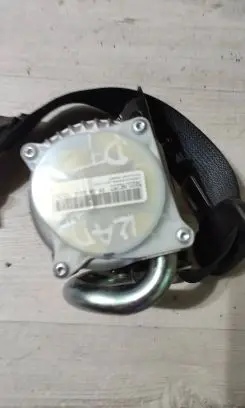 Renault Kadjar Rear seatbelt 888419687R 19102016