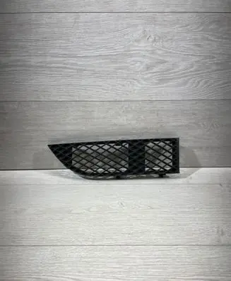 BMW 7 E65 E66 Front bumper lower grill 7135564 72758411