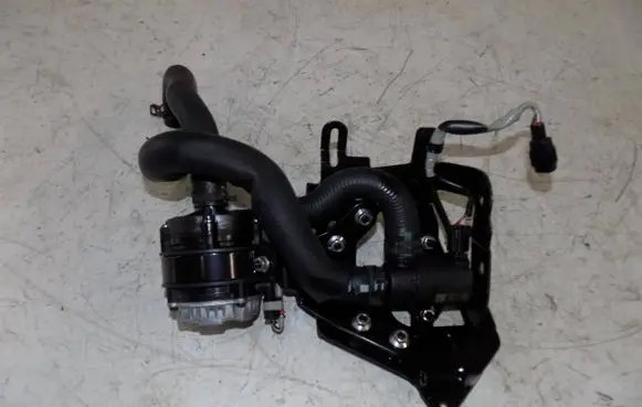 Mazda CX-60 Electric auxiliary coolant/water pump 039202410E KR9R-61A40